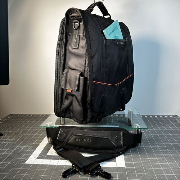 E V E R K I ® | URBANITE™ | Vertical Travel Bag | #EKS620 | BLK | XLNT - Picture 2 of 15